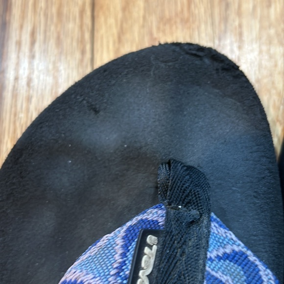 Teva flip flops - Picture 3 of 16